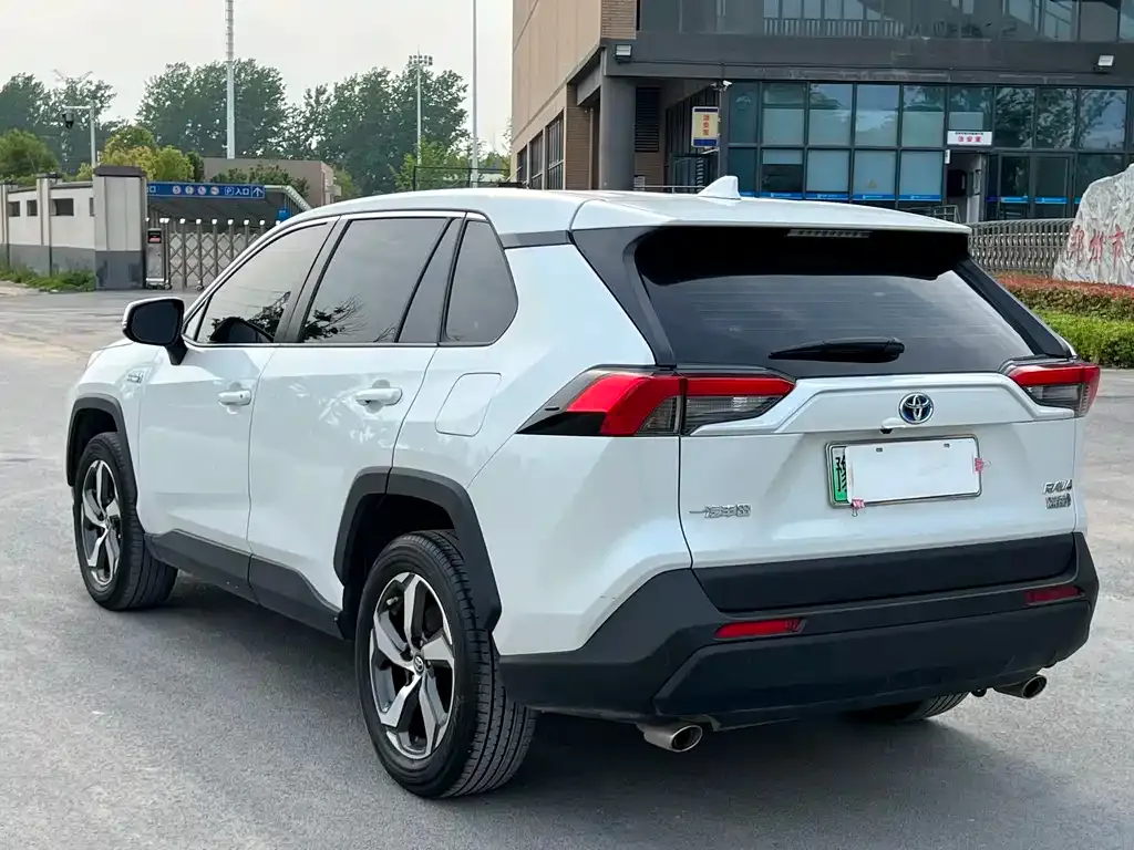 Toyota RAV4 Prime 2022 из CN, фото 2