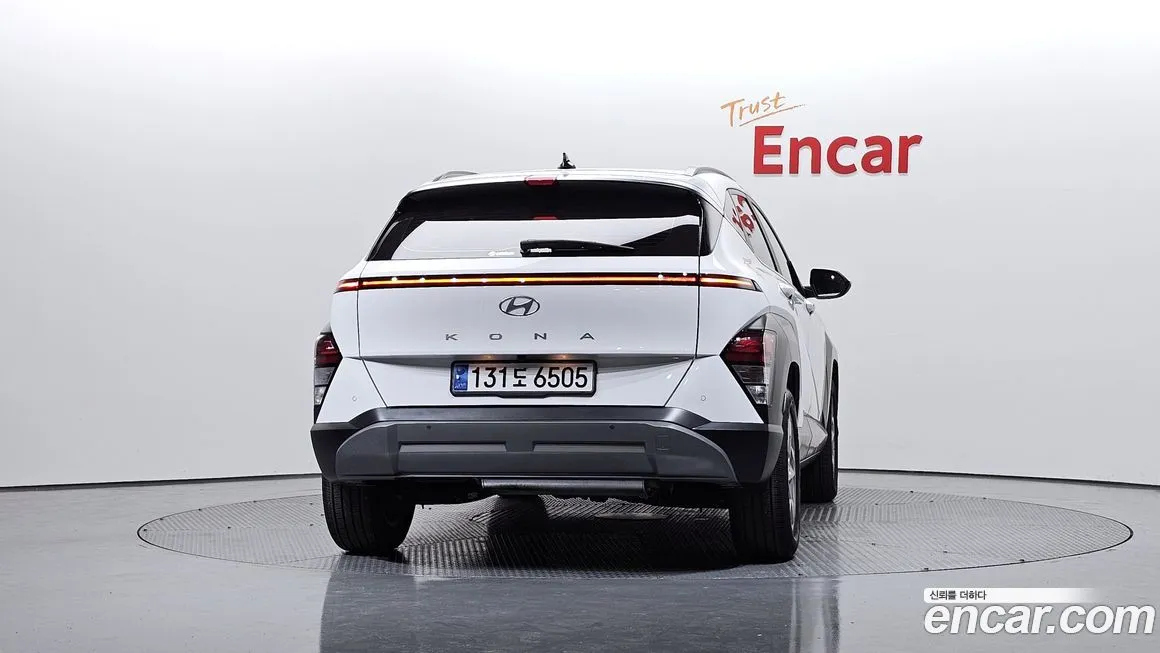 Hyundai Kona — фото 2