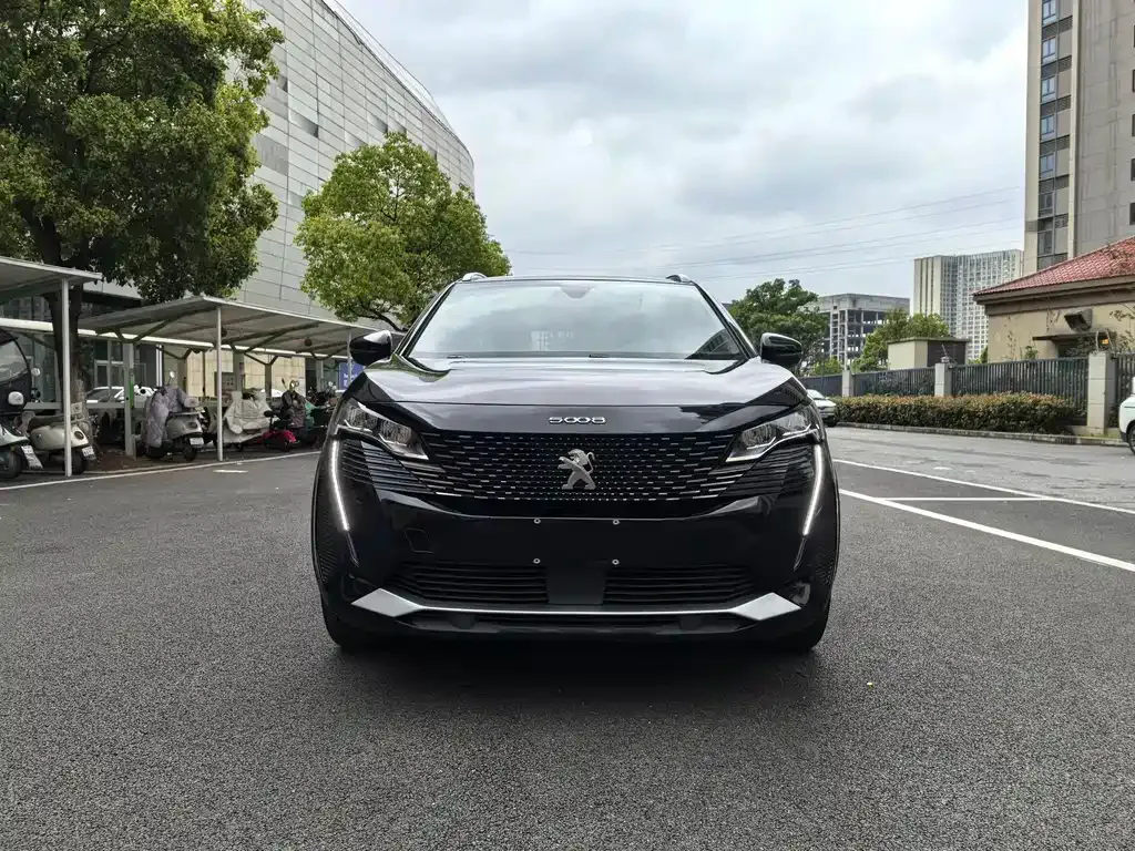 Peugeot 5008 — фото 10