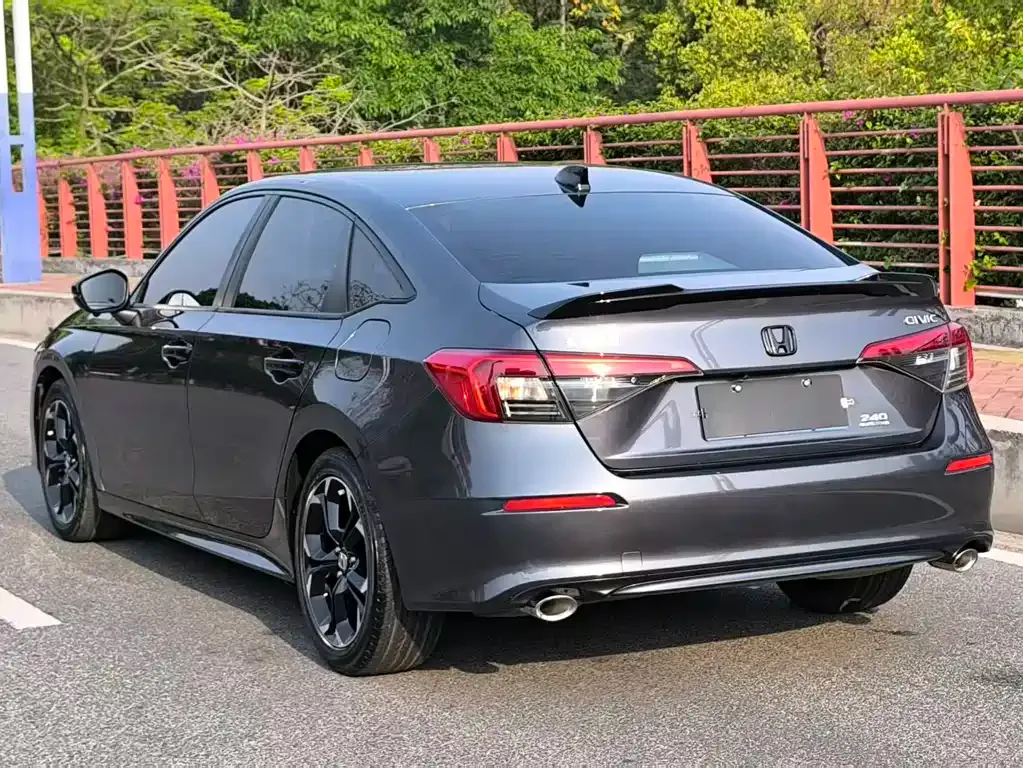Honda Civic — фото 6