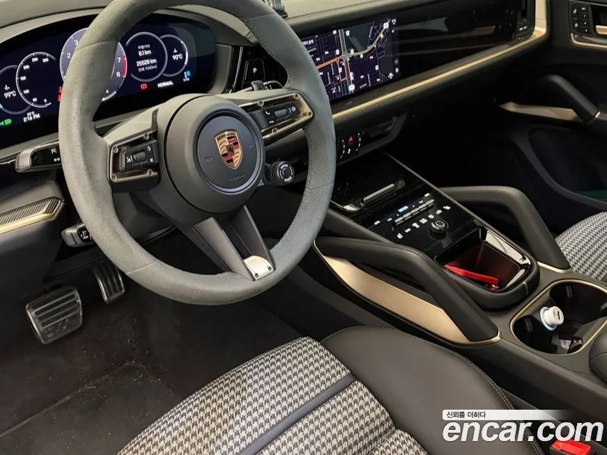 Porsche Cayenne 2025 из KR, фото 10