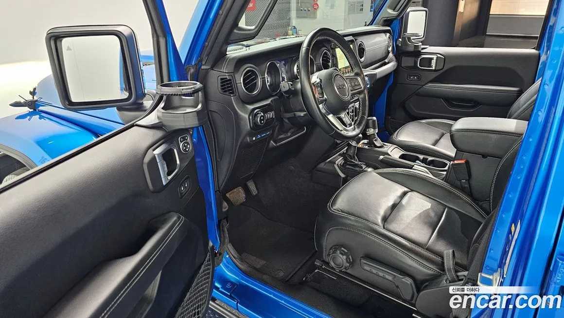 Jeep Wrangler 2021 из KR, фото 5