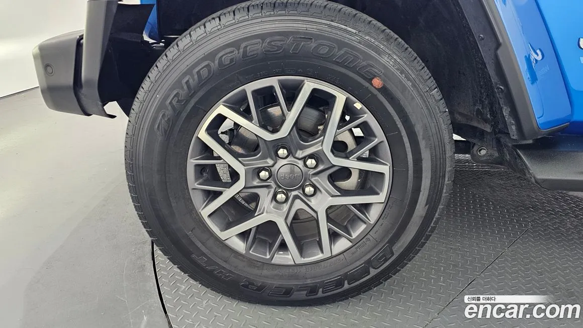 Jeep Wrangler 2021 из KR, фото 9