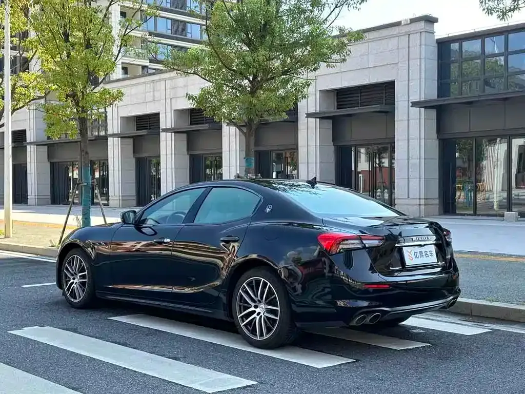 Maserati Ghibli — фото 4