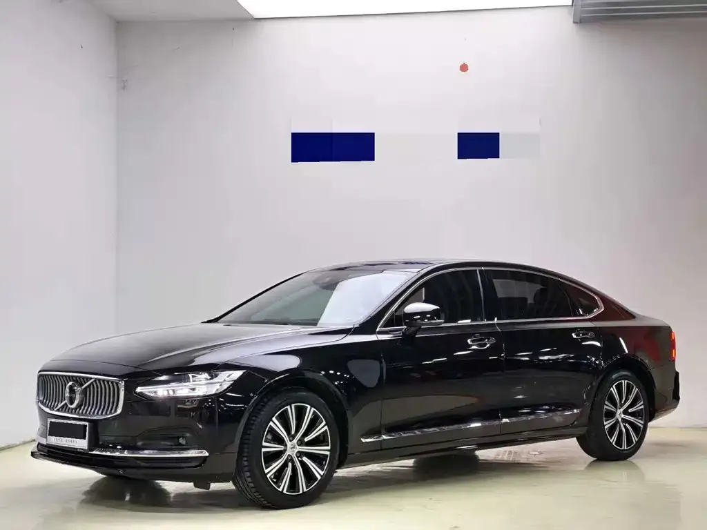 Volvo S90 — фото 1
