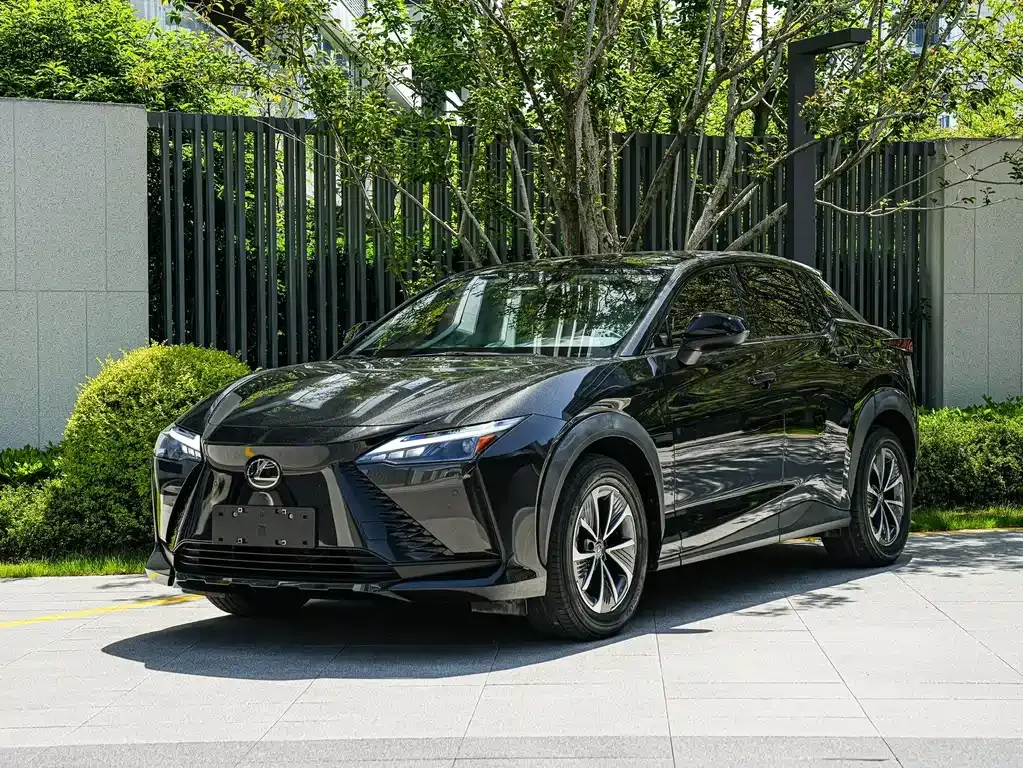 Lexus RZ