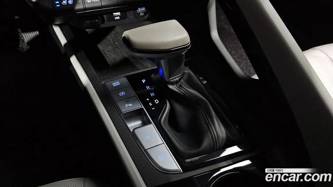 Hyundai AVANTE — фото 2