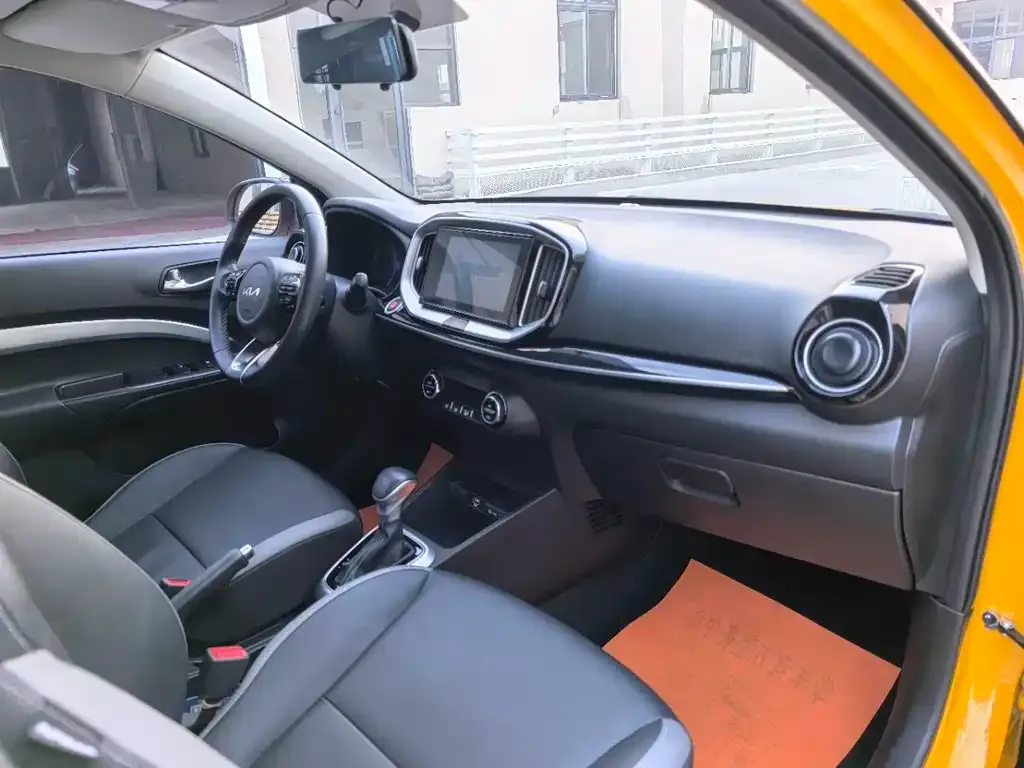 Kia KX1 2022 из CN, фото 2