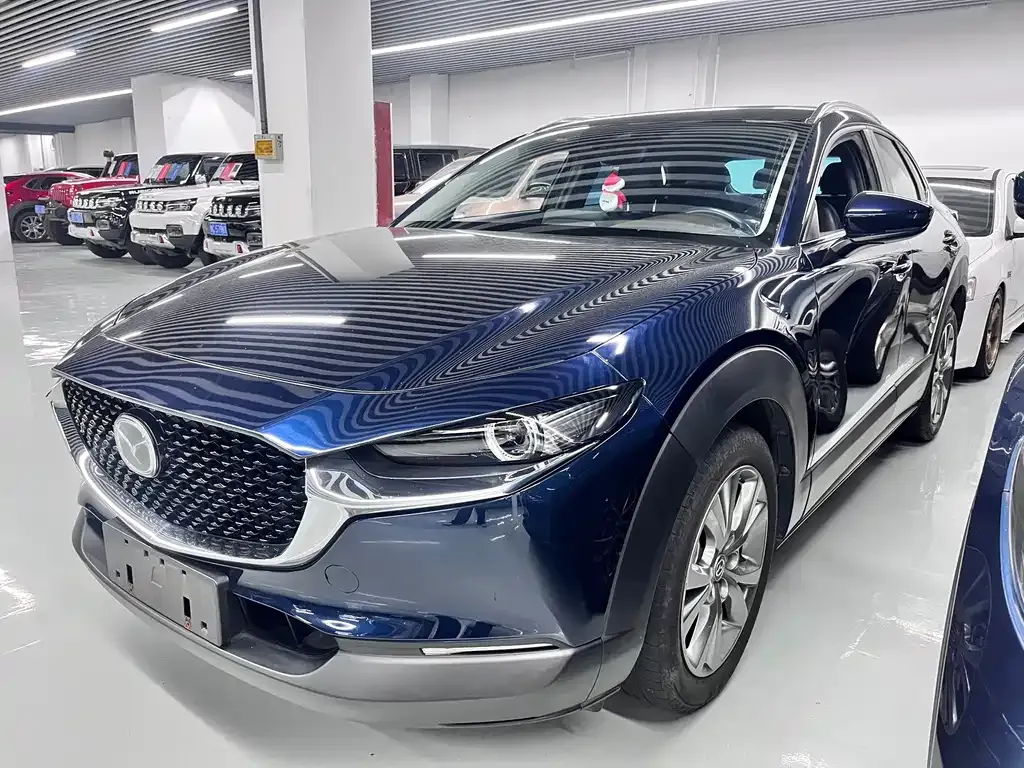 Mazda CX-30 — фото 1