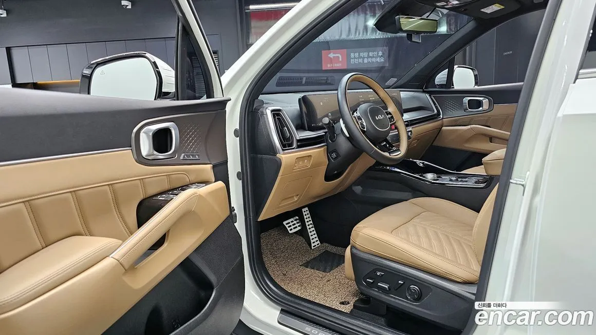 Kia Sorento — фото 6