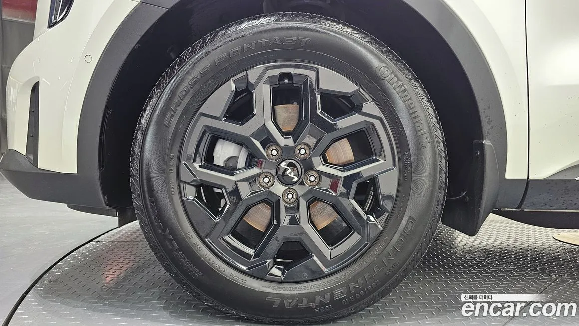 Kia Sorento — фото 8