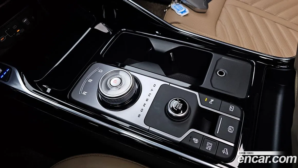 Kia Sorento — фото 5