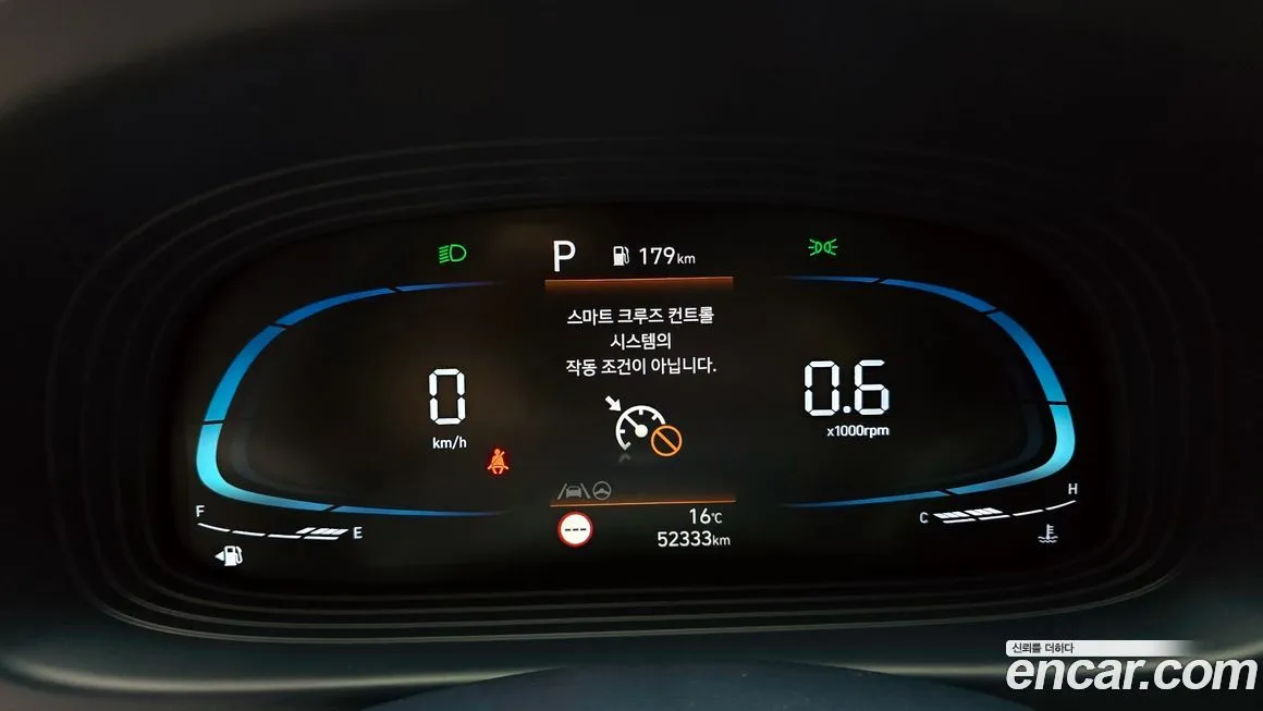 Hyundai Venue 2023 из KR, фото 2