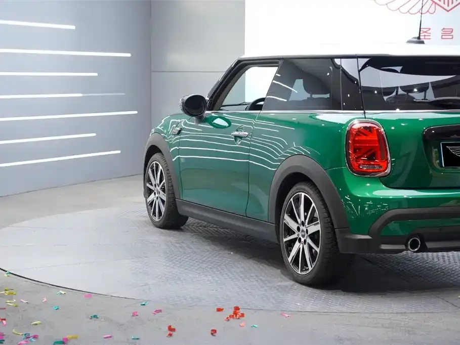 MINI Cooper (3-door) — фото 10
