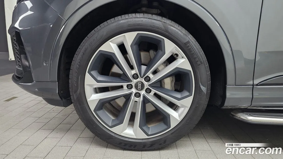 Audi Q7 2022 из KR, фото 7