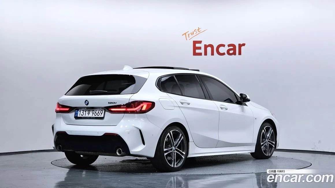 BMW 1-Series 2021 из KR, фото 4