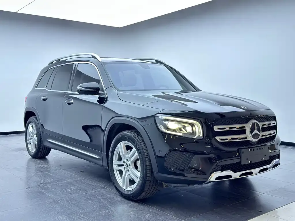 Mercedes-Benz GLB — фото 3