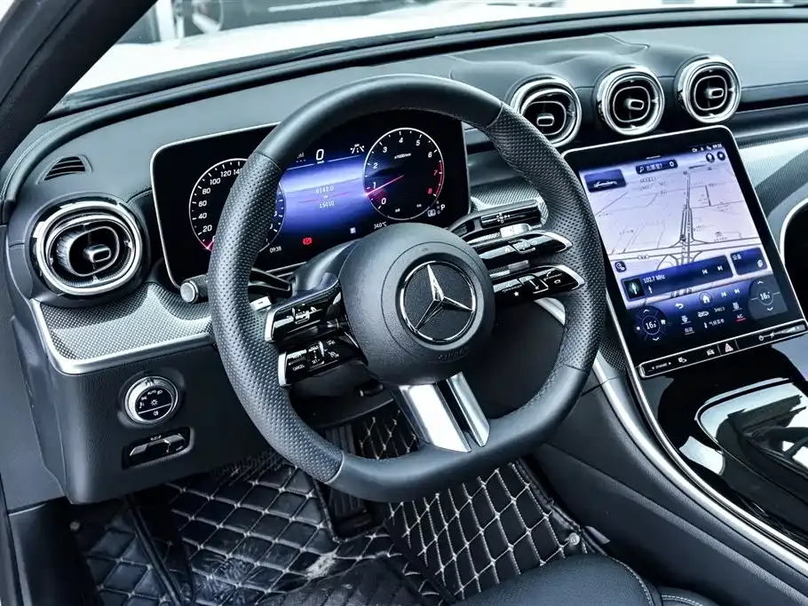 Mercedes-Benz C-Class — фото 10