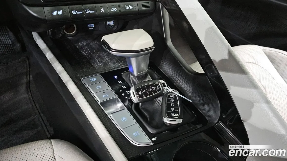 Hyundai AVANTE — фото 8