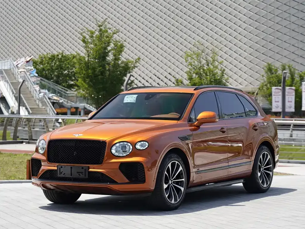 Bentley Bentayga 2023 из CN, фото 1