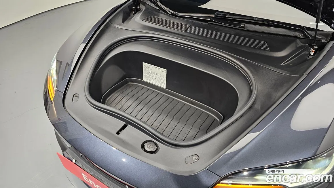 Tesla Model 3 2025 из KR, фото 10