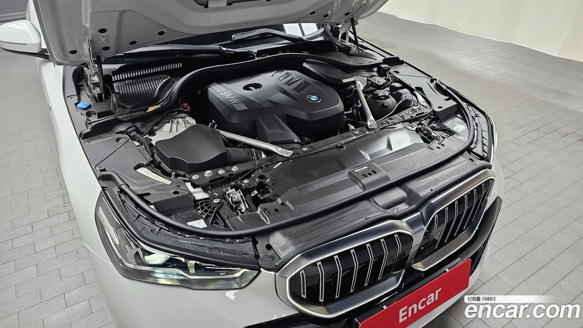 BMW 5-Series 2024 из KR, фото 7