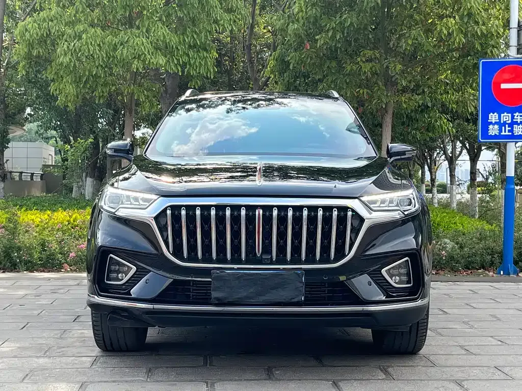 Hongqi HS5 — фото 5