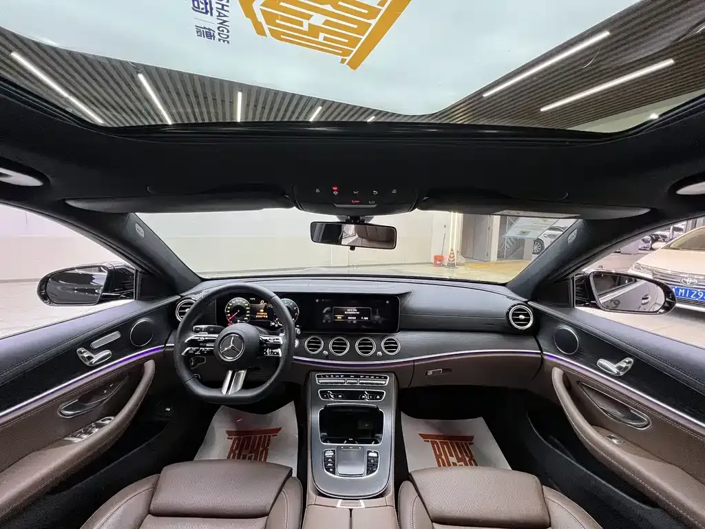 Mercedes-Benz E-Class — фото 5
