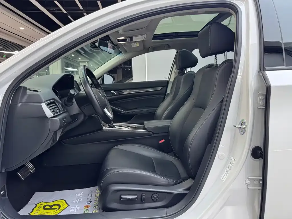 Honda Accord 2022 из CN, фото 5