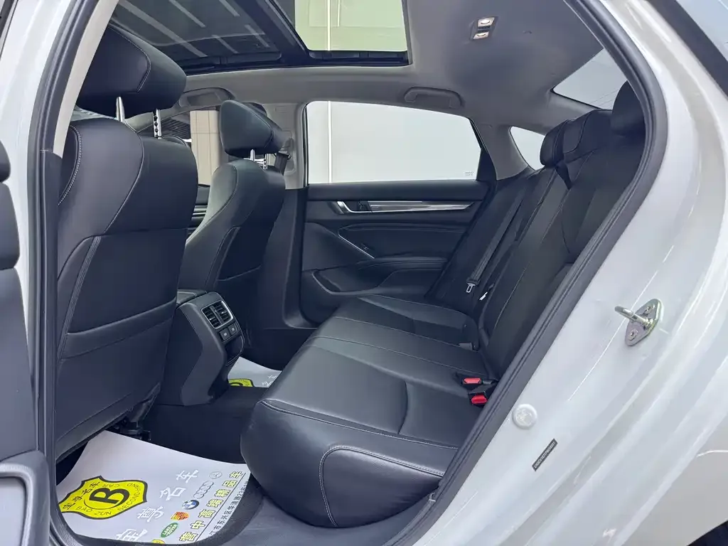 Honda Accord 2022 из CN, фото 8