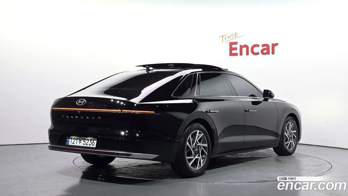 Hyundai Grandeur 2023 из KR, фото 2