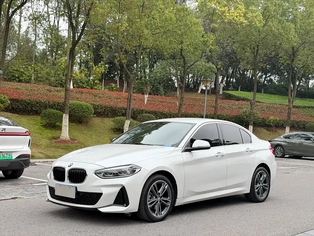 BMW 1 Series — фото 1