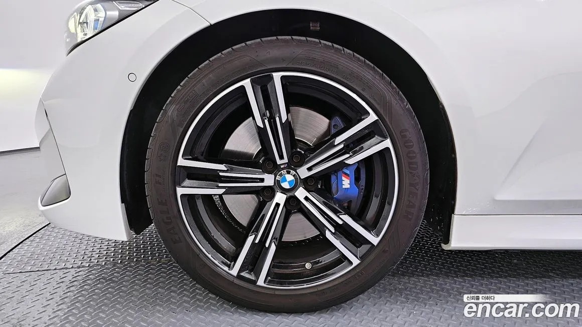BMW 3-Series — фото 10