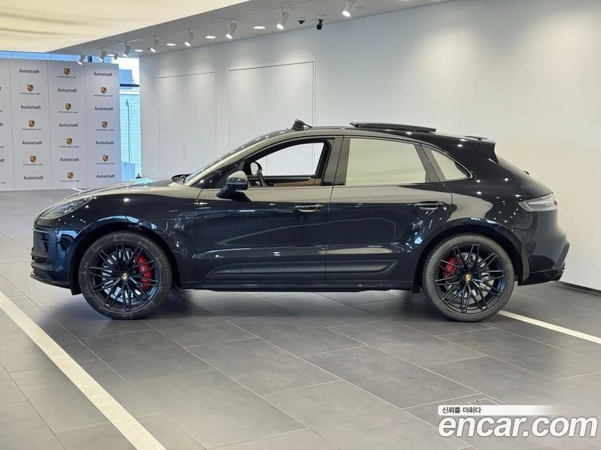 Porsche Macan 2022 из KR, фото 8