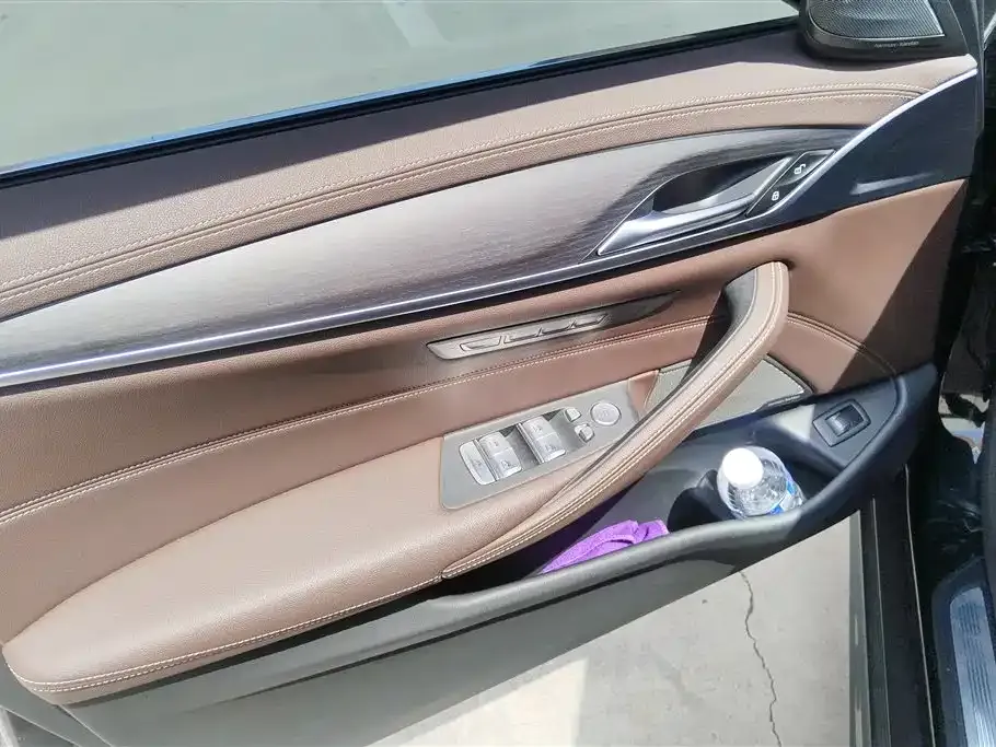 BMW 5 Series — фото 10