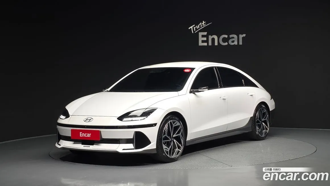 Hyundai Ioniq6 — фото 1