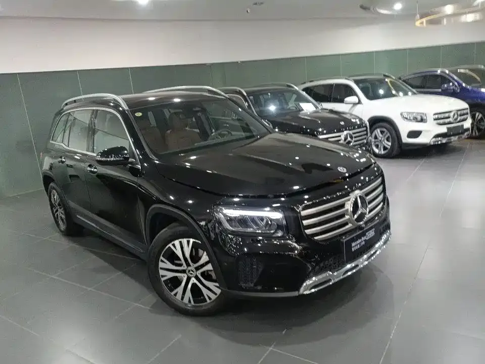 Mercedes-Benz GLB — фото 2