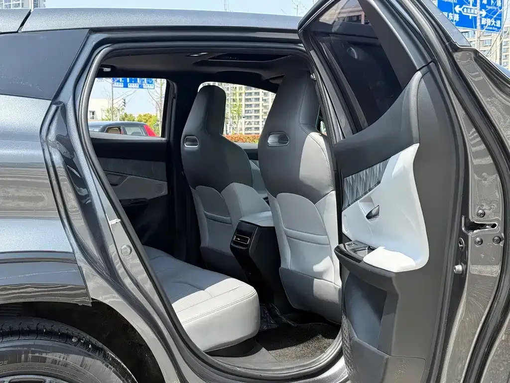 Changan UNI-T 2023 из CN, фото 2