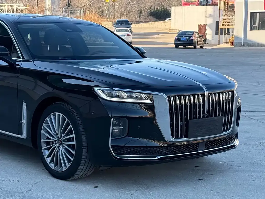 Hongqi H9 — фото 2