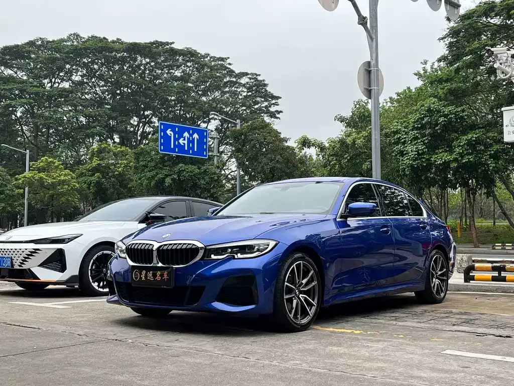 BMW 3 Series — фото 1