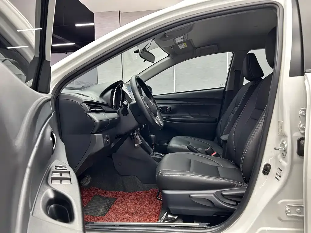 Toyota Yaris L 2022 из CN, фото 8