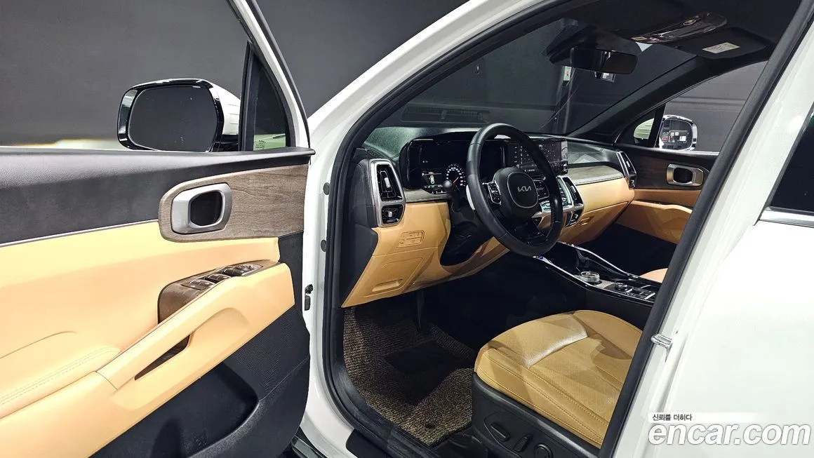 Kia Sorento — фото 5