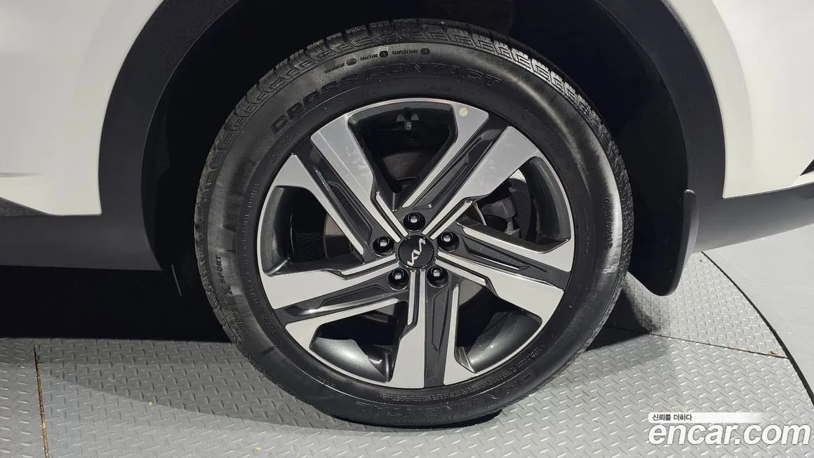 Kia Sorento — фото 9