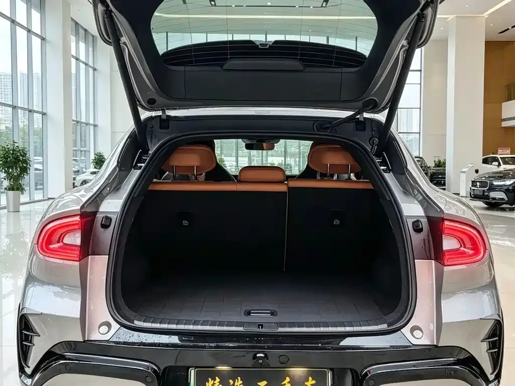 Xiaomi YU7 — фото 10
