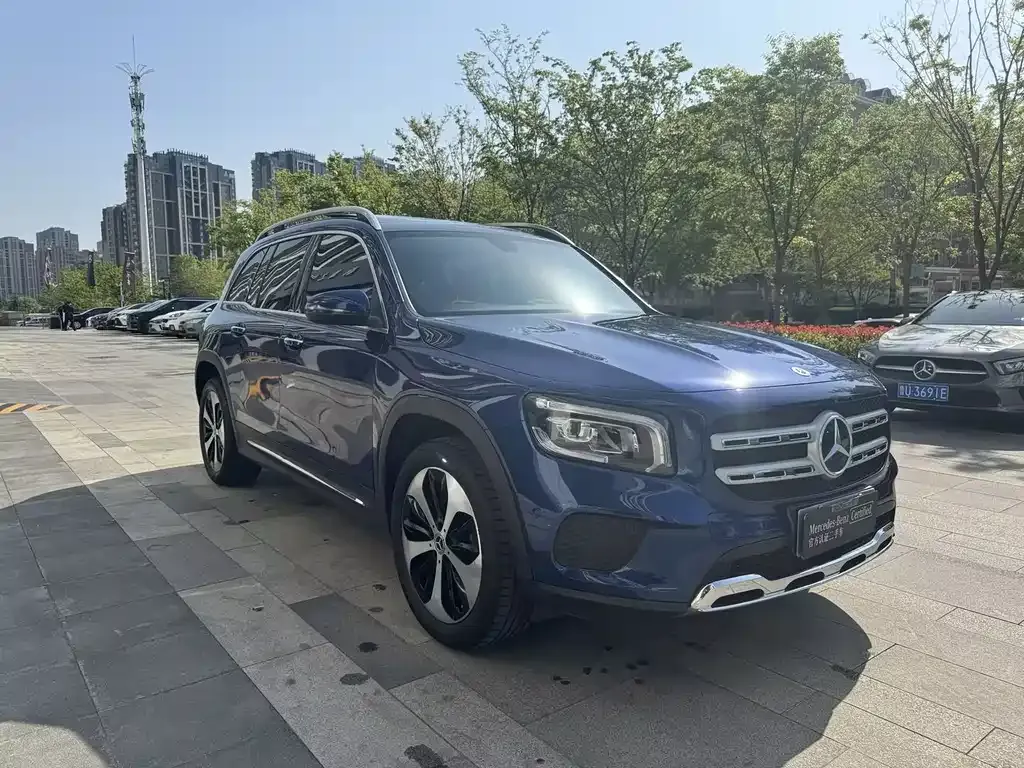 Mercedes-Benz GLB — фото 6