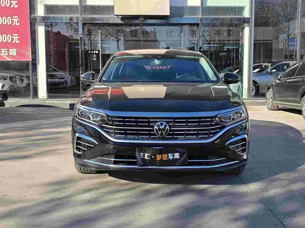 Volkswagen Passat — фото 7