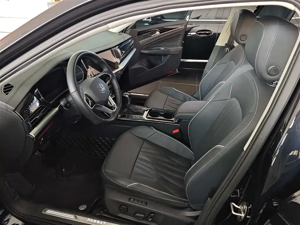 Volkswagen Passat — фото 9
