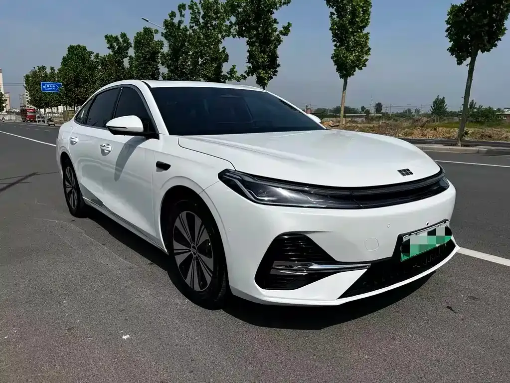 Geely Galaxy A7 2025 из CN, фото 6