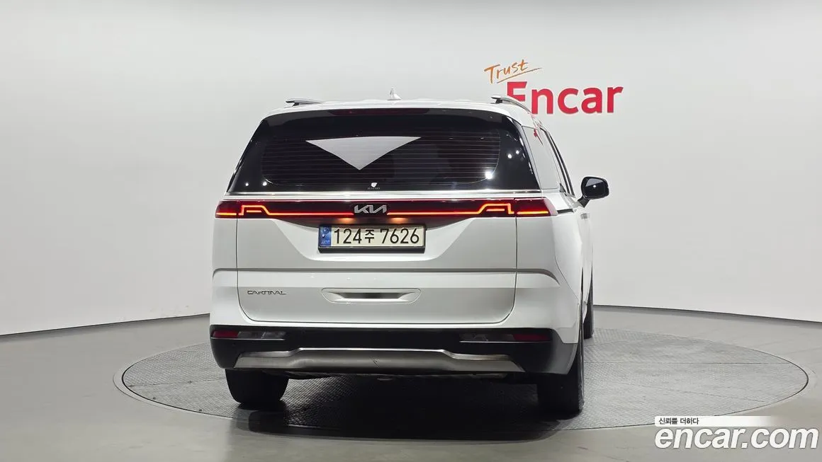 Kia Carnival 2023 из KR, фото 4