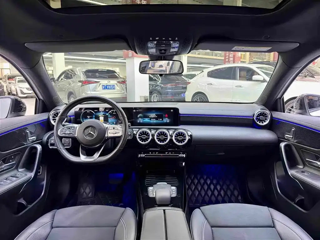 Mercedes-Benz A-Class — фото 10
